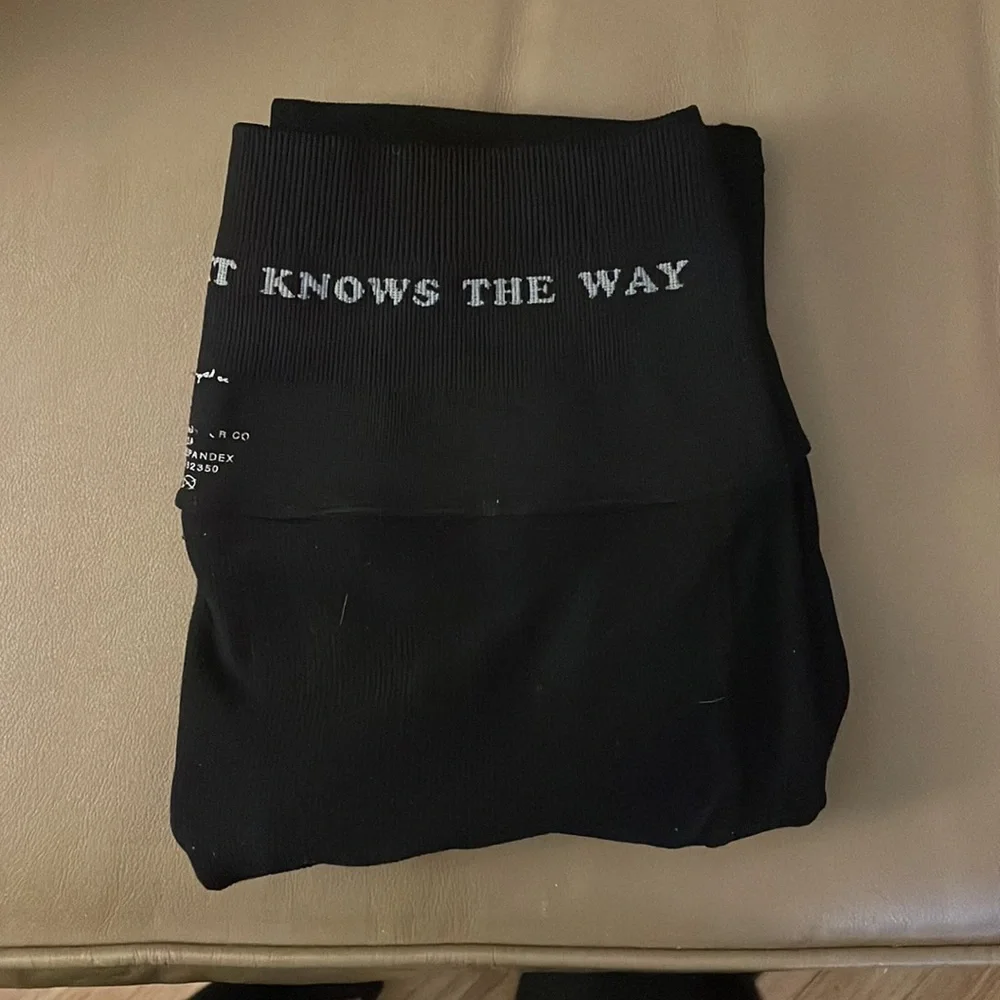 Spiritual Gangster leggings M/L - Picture 14 of 14